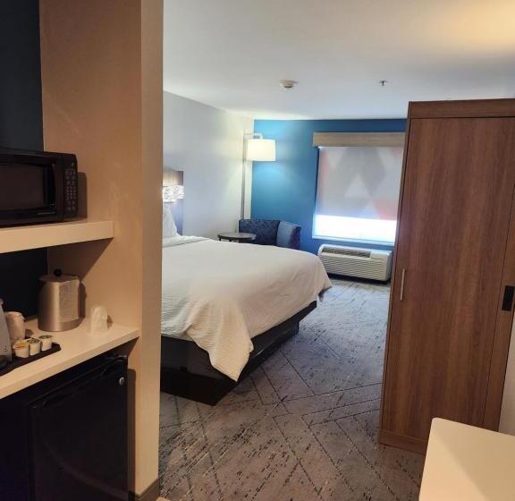 Номер Executive Кровать Кинг, Holiday Inn Express & Suites Perry, An Ihg