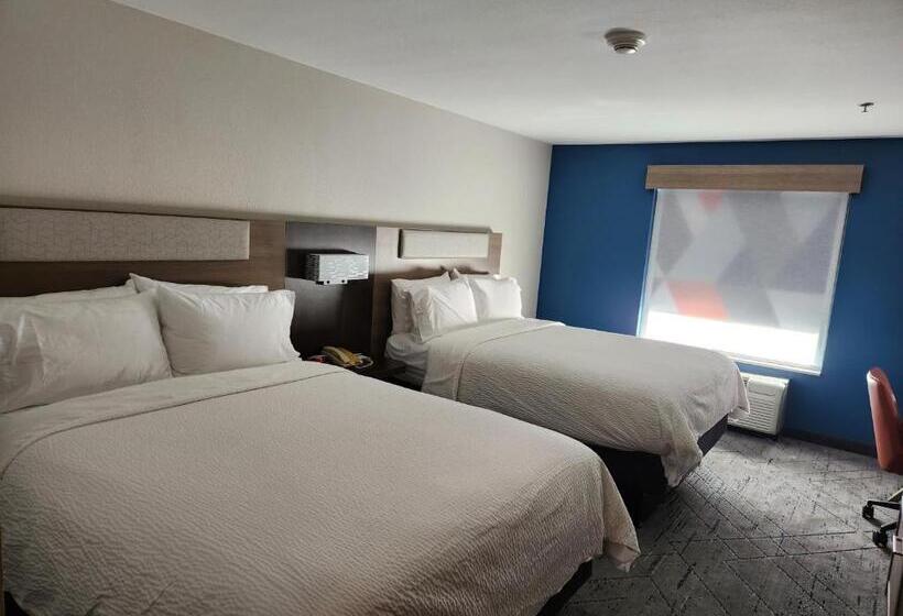 Номер Стандарт Адаптированный для Инвалидов, Holiday Inn Express & Suites Perry, An Ihg