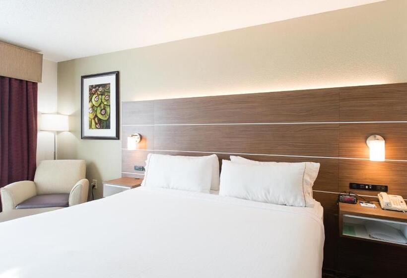 Люкс Кровать Кинг, Holiday Inn Exp Walterboro By Ihg