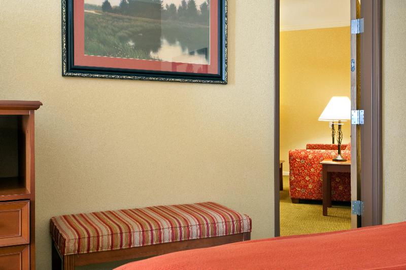 Люкс Кровать Кинг, Holiday Inn Express Of Salado Belton, An Ihg