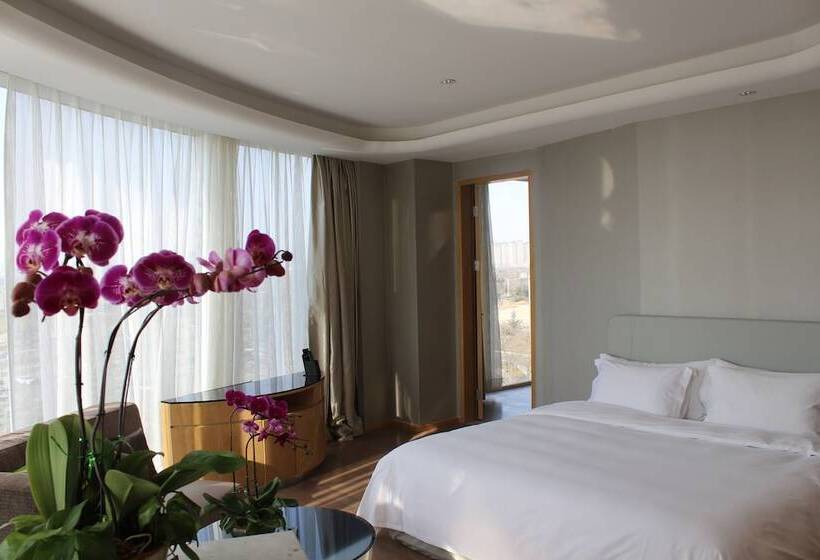 Семейный Номер, Wyndham Grand Qingdao