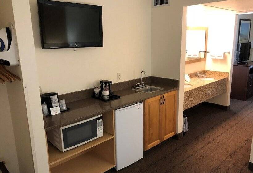Люкс, Best Western Yellowstone Crossing