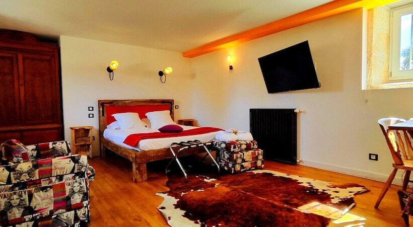 Номер Superior, Logis Hotels Domaine Du Châtelard