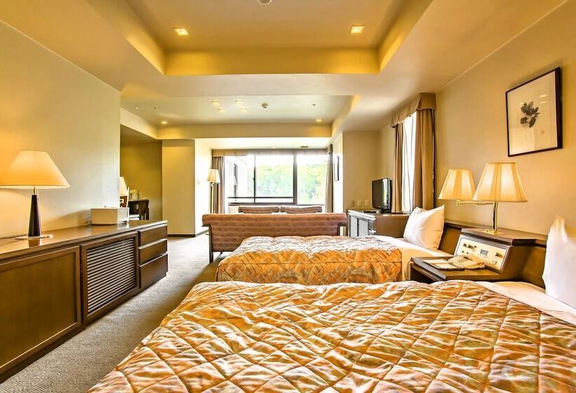 سوییت, Karuizawakurabu Hotel 1130 Hewitt Resort