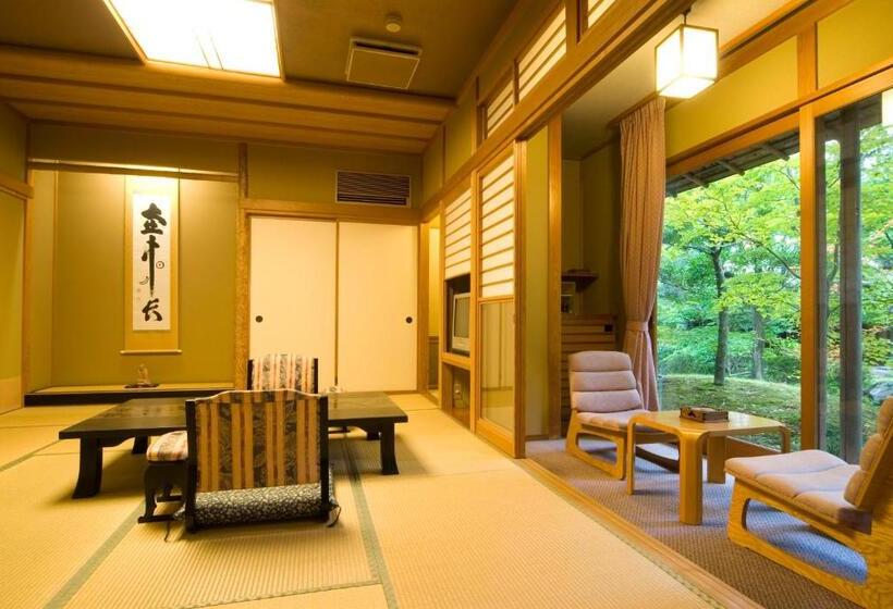 Номер Стандарт, Koshi No Yado Takashimaya
