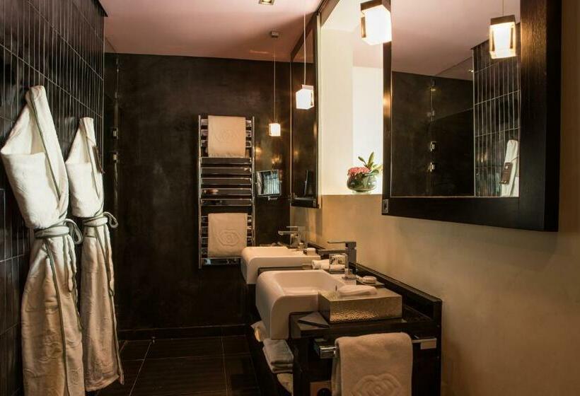 اتاق سوپریور با تخت بزرگ, Sofitel Casablanca Tour Blanche