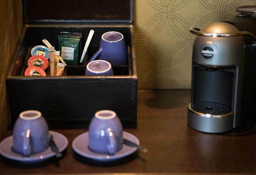 اتاق استاندارد با تخت بزرگ, Sofitel Casablanca Tour Blanche