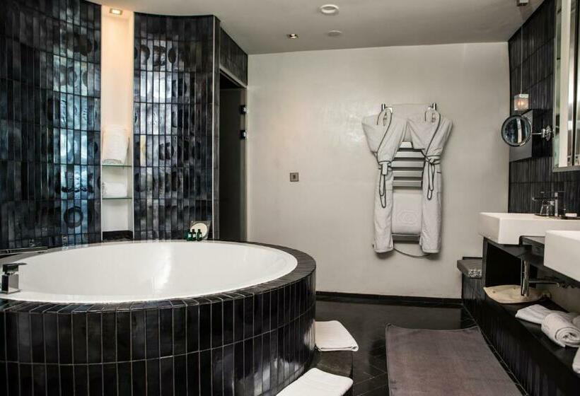 سوئیت با تخت بزرگ, Sofitel Casablanca Tour Blanche