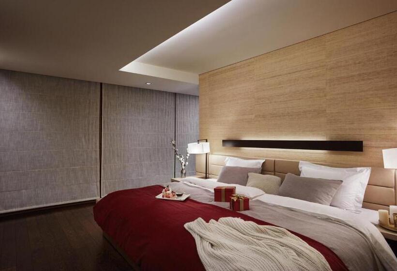 Люкс Superior, The Classic 500 Pentaz Executive Residence