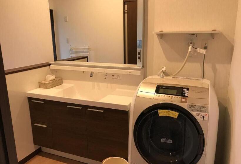Апартаменты 2 Спальни, Tsuru Apartments
