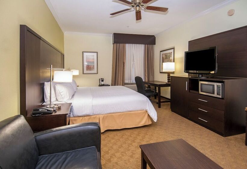 スイート, Holiday Inn Express Hotel & Suites Houston North Intercontinental, An Ihg