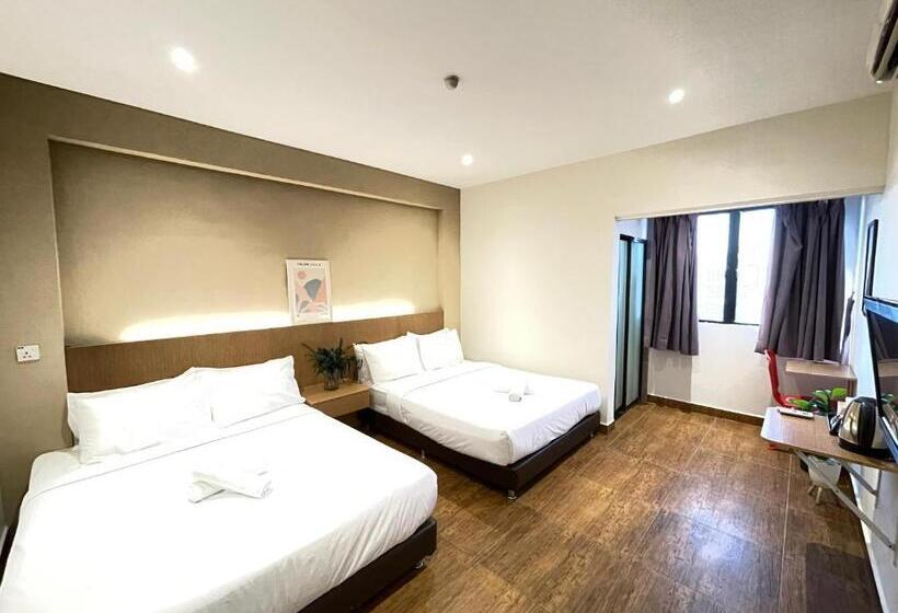 اتاق لوکس خانوادگی, Swing & Pillows   Kl Sri Petaling