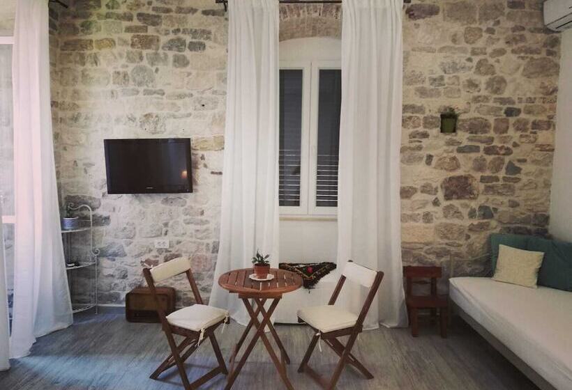 غرفة قياسية رباعية, Rooms And Apartments Djanovic