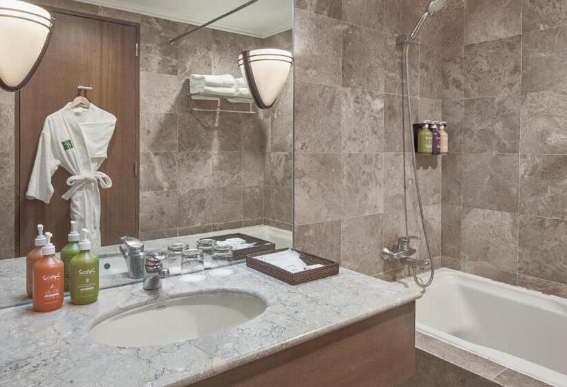 Люкс Кровать Квин, Holiday Inn & Suites Batangas Limapark, An Ihg