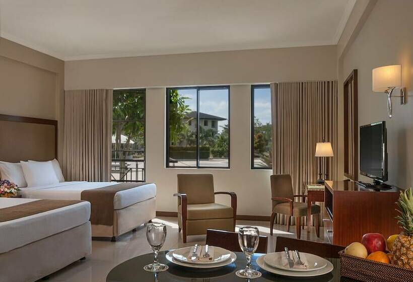 Люкс, Holiday Inn & Suites Batangas Limapark, An Ihg