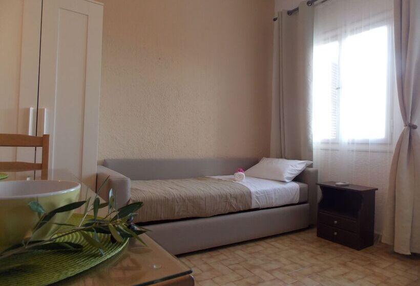 Appartamento 1 Camera da Letto Vista Mare, Mirabella Apartments