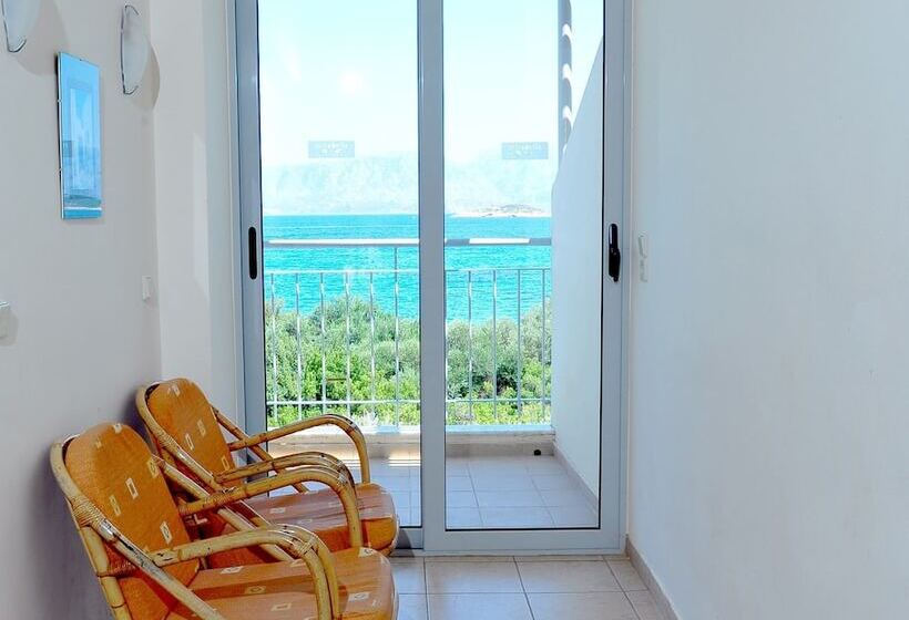 Appartamento 2 Camere da Letto Vista Mare, Mirabella Apartments