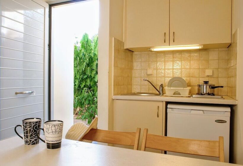 Appartamento 2 Camere da Letto Vista Mare, Mirabella Apartments
