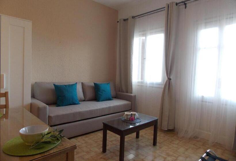 Appartamento 1 Camera da Letto Vista Mare, Mirabella Apartments