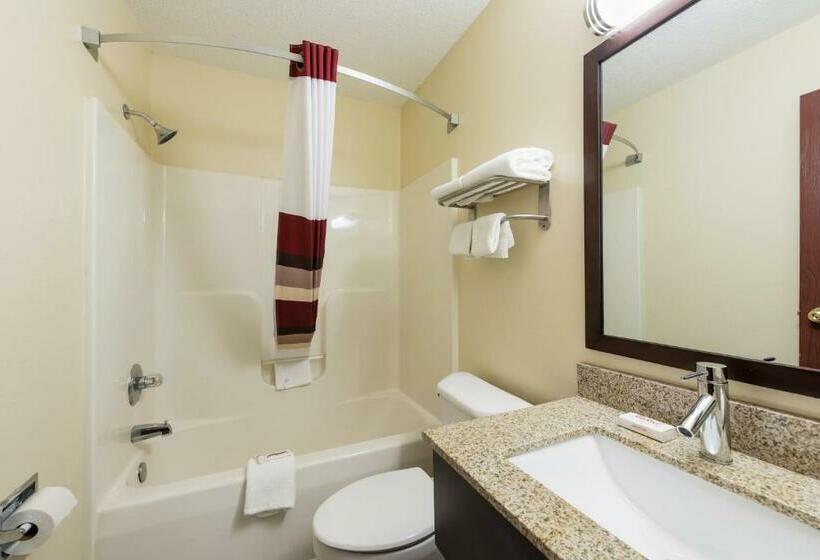 디럭스 룸, Red Roof Inn Auburn