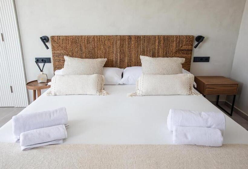 带大床的标准工作室, Boho Suites Formentera