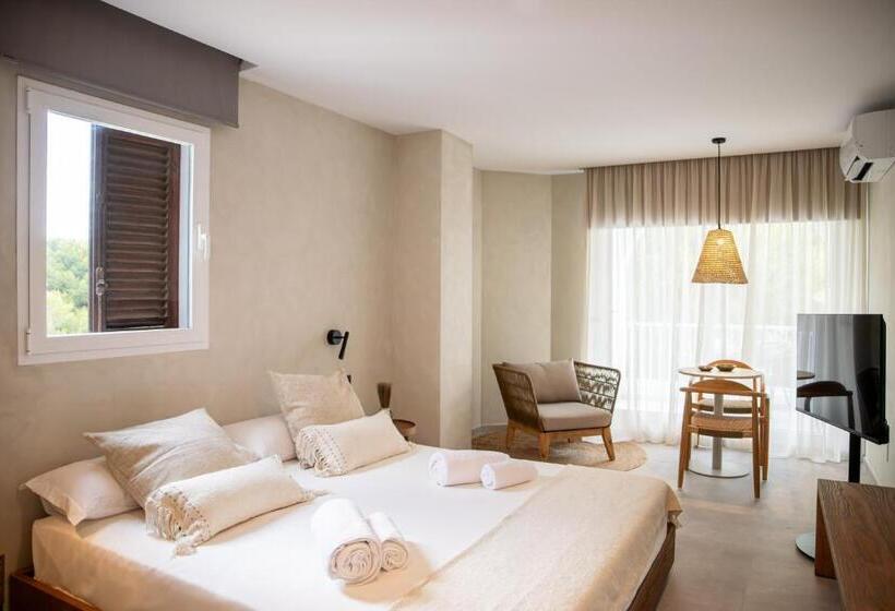 带大床的标准工作室, Boho Suites Formentera