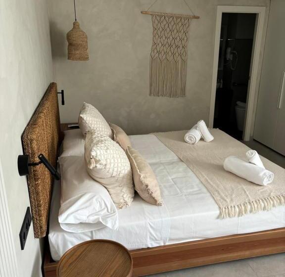 标准工作室, Boho Suites Formentera