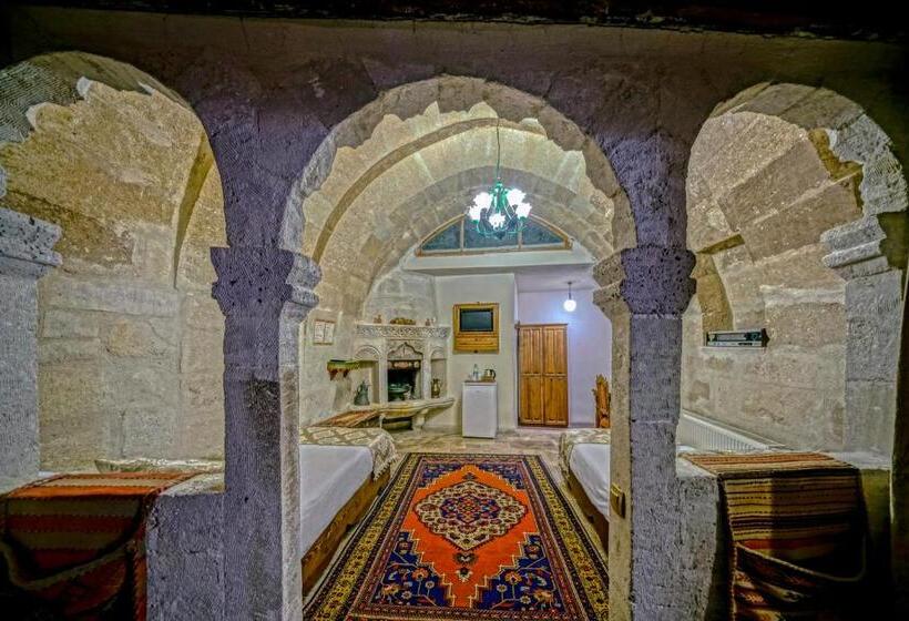 Четырехместный Номер Стандарт, Elysee Cave House