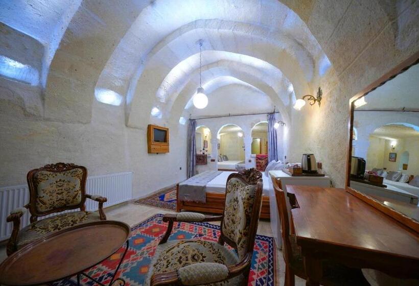 Family Suite, Elysee Cave House