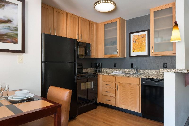 스위트 킹사이즈 침대, Residence Inn Glenwood Springs