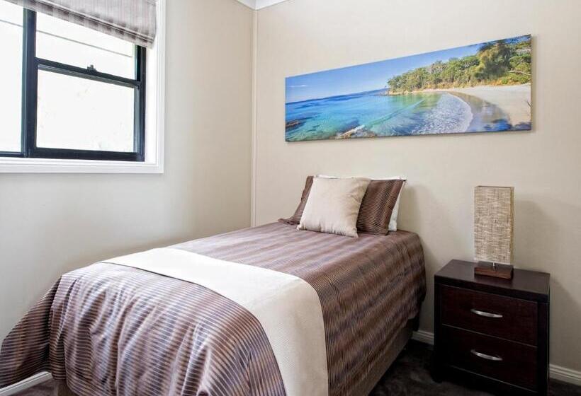 Дом 3 Спальни, Dolphin Shores