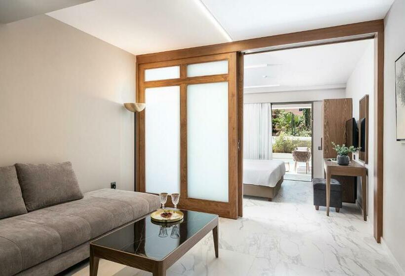 Люкс с Бассейном, Porto Platanias Beach Luxury Selection - Adults Only