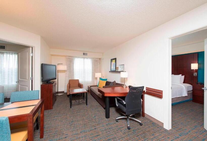 Люкс 2 Спальни, Residence Inn Toledo Maumee