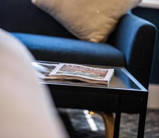חדר אקזקיוטיב, No5 Durley Road   Contemporary Serviced Rooms And Suites   No Food Available