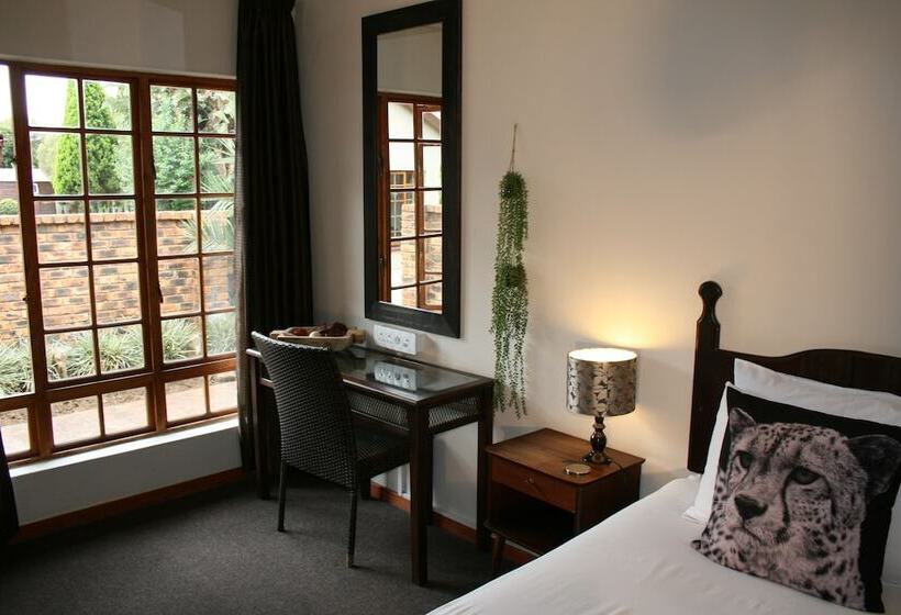 스탠다드 룸, Aero Airport Lodge