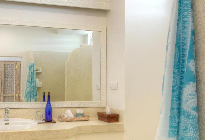 اتاق لوکس, Diamonds Malindi