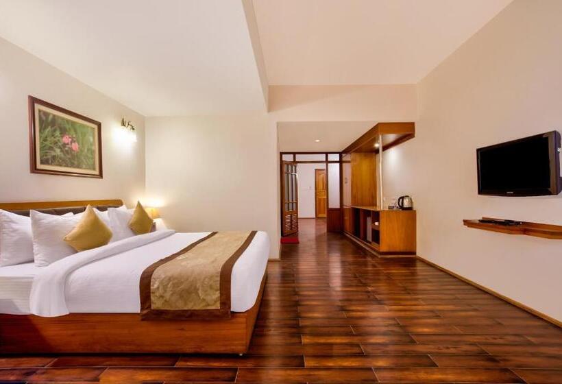 발코니가 있는 스위트, Summit Ttakshang Residency Hotel & Spa Mg Marg