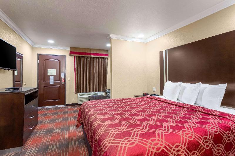 스위트 킹사이즈 침대, Econo Lodge Inn & Suites Escondido Downtown