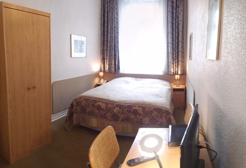 Номер бизнес-класса, Central Galerie Hotel Am Beethoven Haus