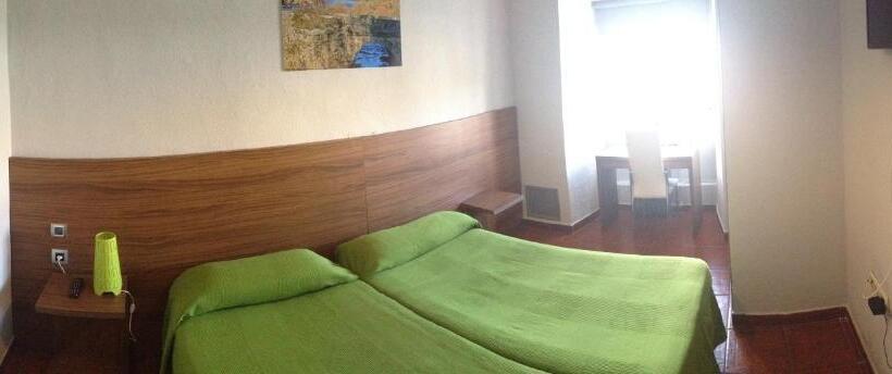 غرفة قياسية, Hostal La Estacion