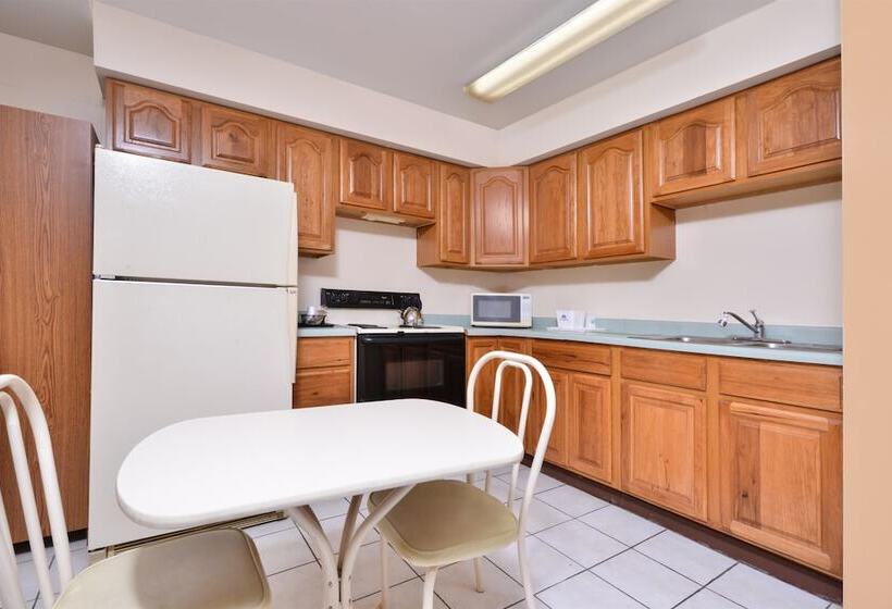 Люкс, Americas Best Value Inn Jonesville/hillsdale