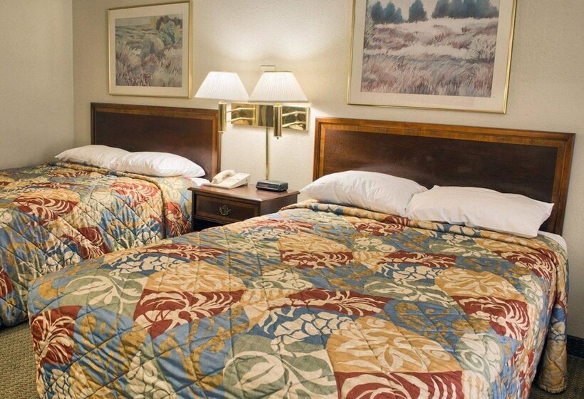 Номер Стандарт 2 Двуспальные Кровати, Rodeway Inn  Richmond