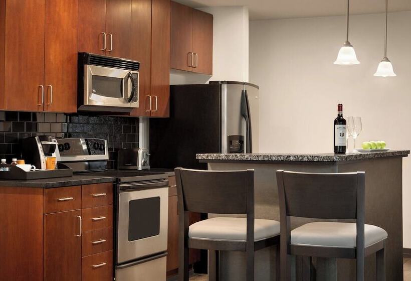 Suite com Varanda, Twelve Midtown, Marriott Autograph Collection