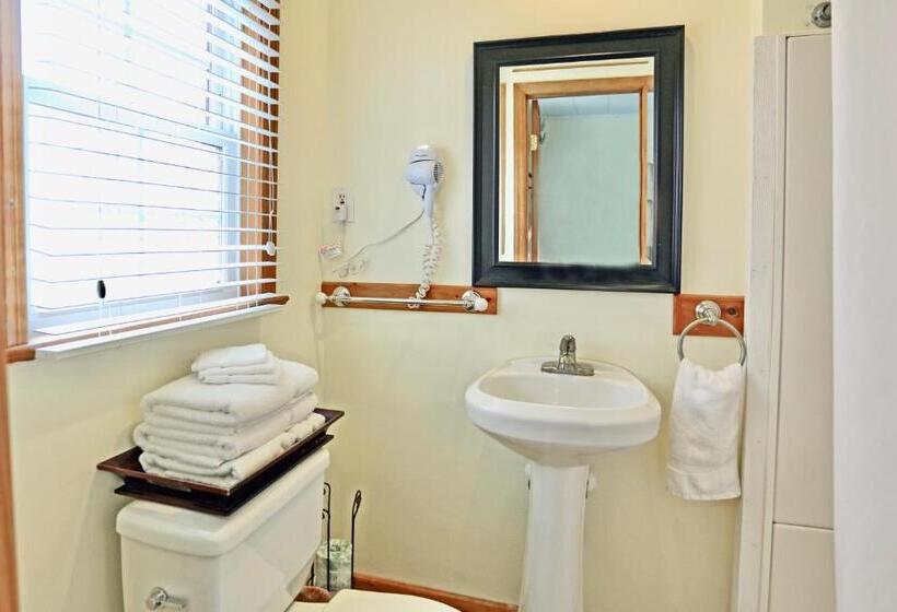 Студио Стандарт Кровать Кинг, Cape Pines Motel