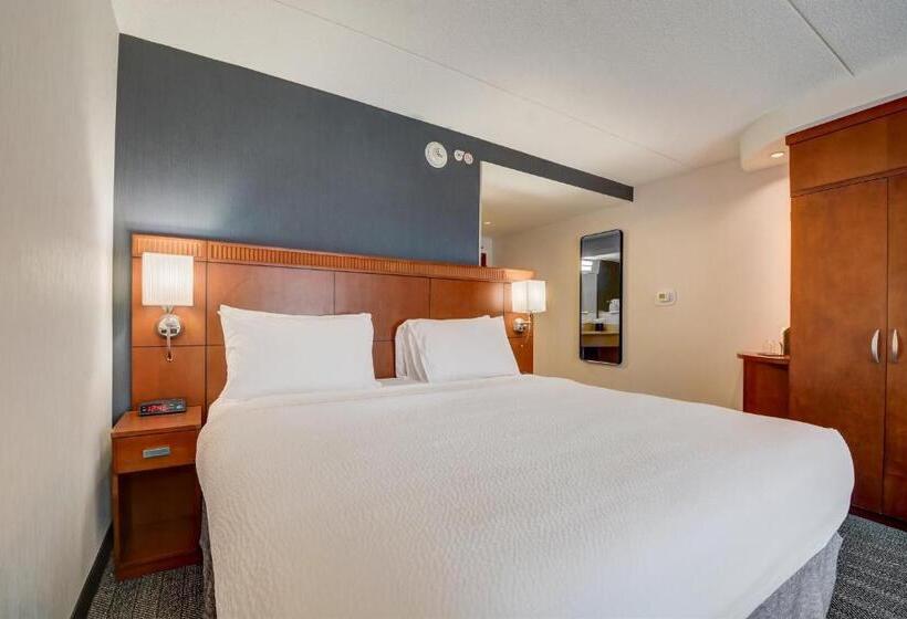 Стандартный Номер Кровать Кинг, Courtyard Cincinnati North At Union Centre