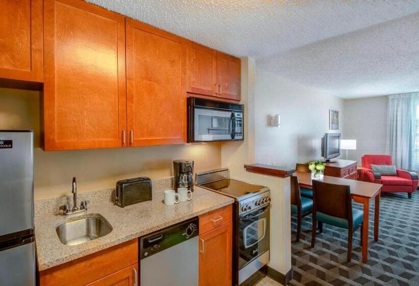 Люкс 2 Спальни, Towneplace Suites By Marriott Baltimore Bwi Airport