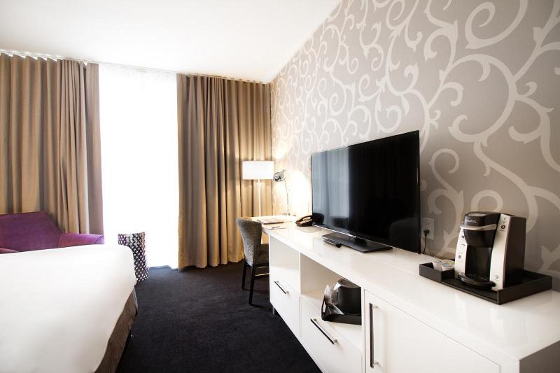 חדר סטנדרט עם מיטת קינג, Tryp By Wyndham Savannah