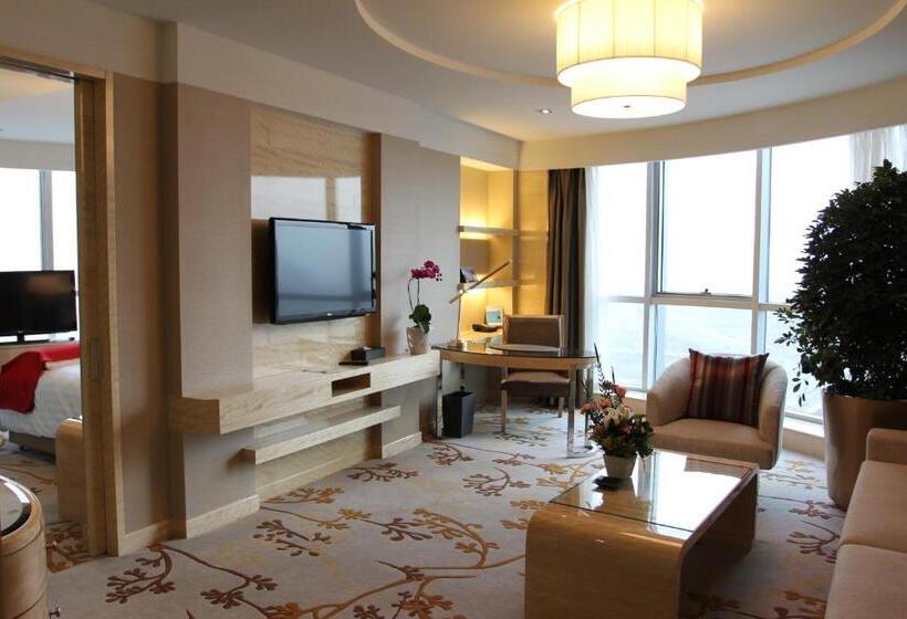 Люкс Повышенной Комфортности, Pullman Linyi Lushang