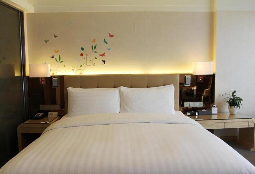 Номер Executive, Pullman Linyi Lushang
