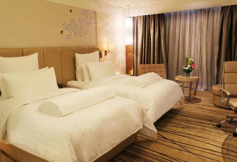 Номер Executive, Pullman Linyi Lushang